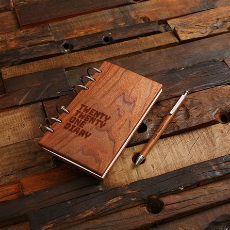 Wood Journal and Pen Personalized Calendar Gift Set - Teals Prairie & Co.®