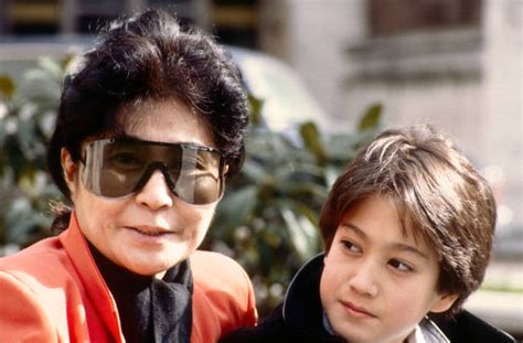 Photo of Yoko ONO and Sean LENNON Pictures | Getty Images