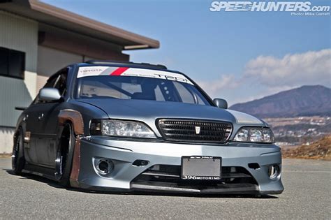 Toyota Cresta Turns Into Tire Shredder Drift Machine [Video][Photo Gallery]