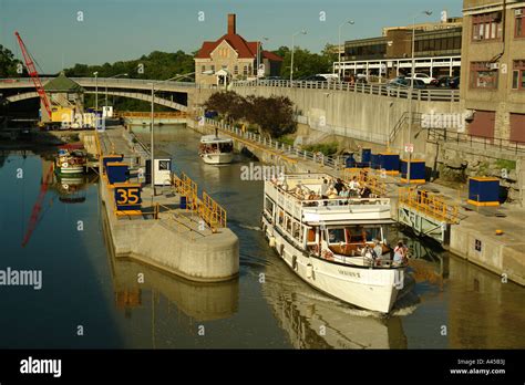 Lockport new york canal hi-res stock photography and images - Alamy