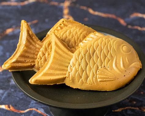 Taiyaki (Japanese Fish-Shaped Waffle) Recipe | SideChef