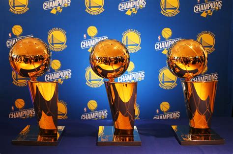 Photos: Warriors Championship Trophy Tour