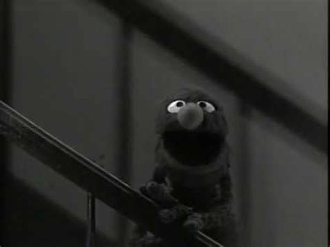 Classic Sesame Street - Monsterpiece Theatre 39 Stairs Library Intro ...