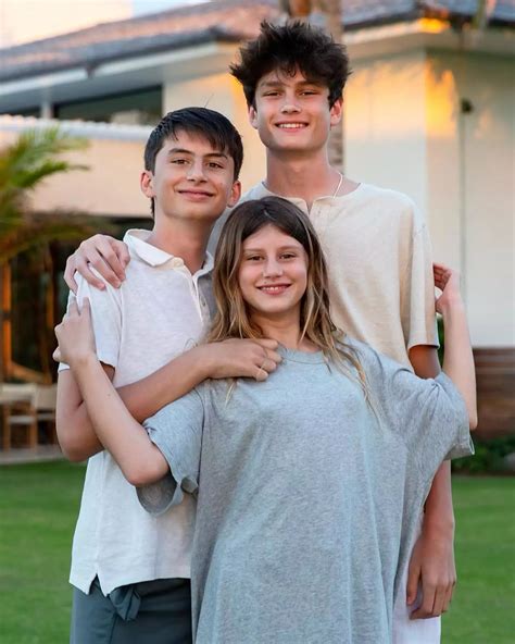 Tom Brady's 3 Kids: All About Jack, Benjamin and Vivian - News