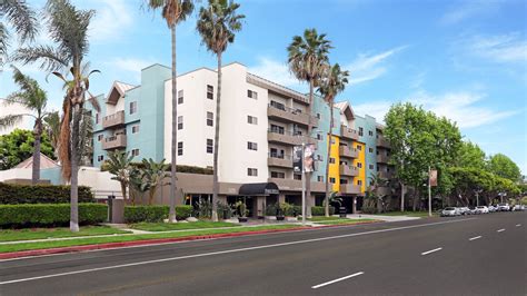 Park West Apartments - Westchester, Los Angeles - 9400 La Tijera Blvd. | EquityApartments.com