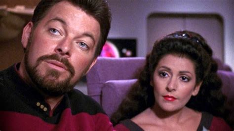 Star Trek: The Next Generation Almost Cut Riker & Troi Romance