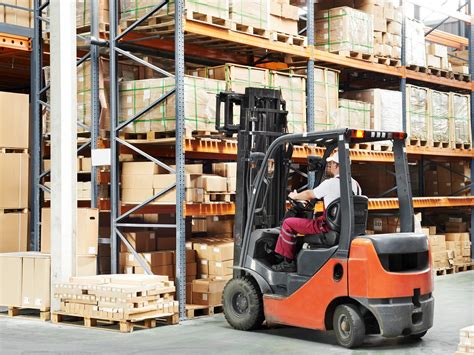 Forklift Dimensions: What Size Do You Need? | BigRentz