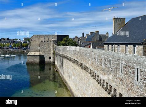 France, Finistere, Concarneau, the Ville Close (walled town) ramparts Stock Photo - Alamy