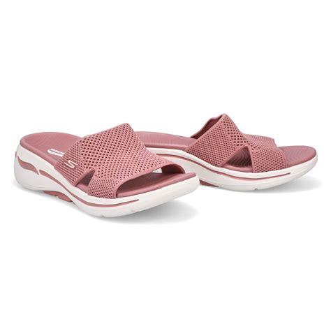 Skechers Women's Go Walk Arch Fit Sandal - Ro | SoftMoc.com