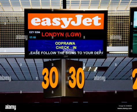 Easyjet Check In