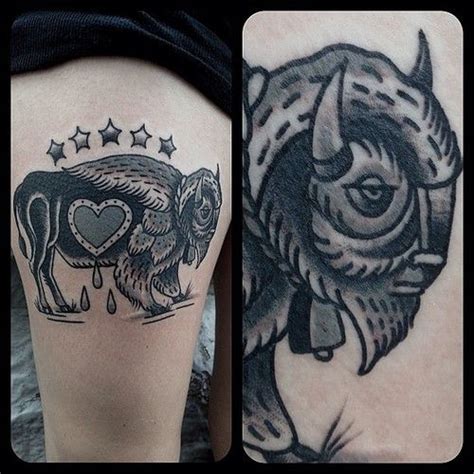 25+ bästa Buffalo tattoo idéerna på Pinterest | Berg tatueringar, Bison ...