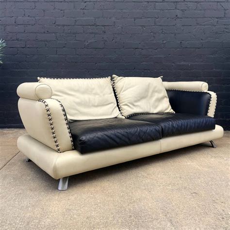 Italian Contemporary Modern Leather Sofa – Vintage Supply