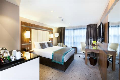 DOUBLETREE BY HILTON HOTEL MILTON KEYNES - Updated 2023 Prices ...