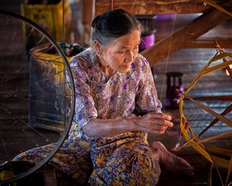 MYANMAR: People - LOUIS MONTROSE PHOTOGRAPHY