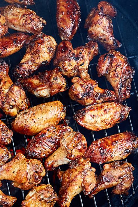 Irresistible Grilled Chicken Wings - Craving Tasty