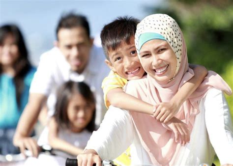 Begini Petua Untuk Wujudkan Keluarga Bahagia. Pasangan Suami Isteri ...