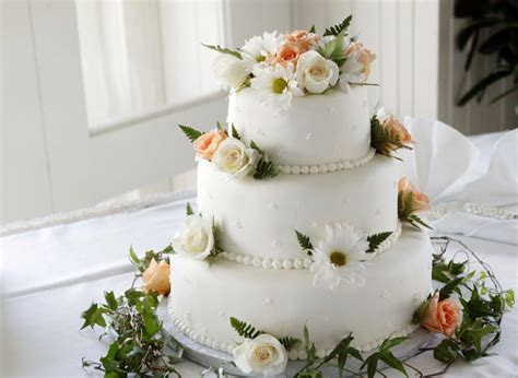 Everything To Know About Sam's Club Wedding Cakes