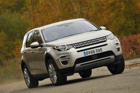 2017 Land Rover Discovery Sport HSE Luxury review | Autocar