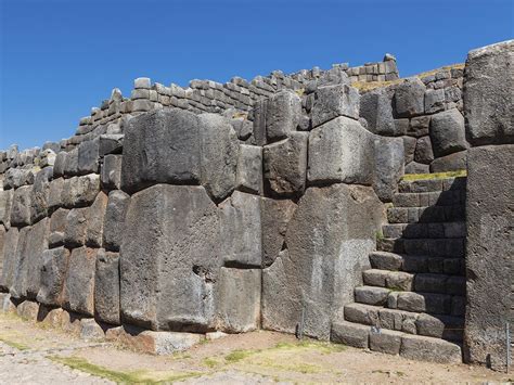 Sacsayhuaman: The stones of the religious Inca empire