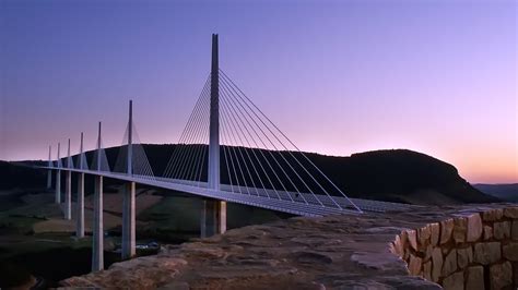 Wallpaper France Viaduc de Millau (12) au coucher du soleil 108038