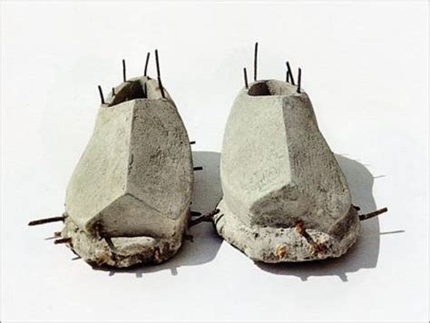 concrete shoes | Arte actual, Escultura, Disenos de unas