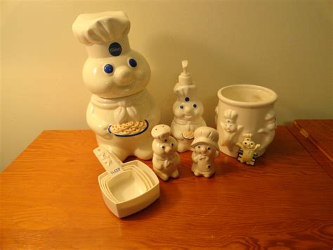 Lot Of Pillsbury Doughboy Kitchen Items