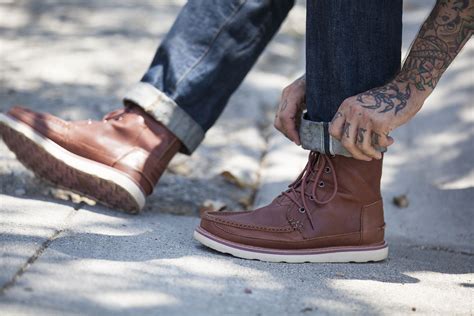 Brown Leather Men's Searcher Boots | TOMS | Running shoes for men, Mens ...