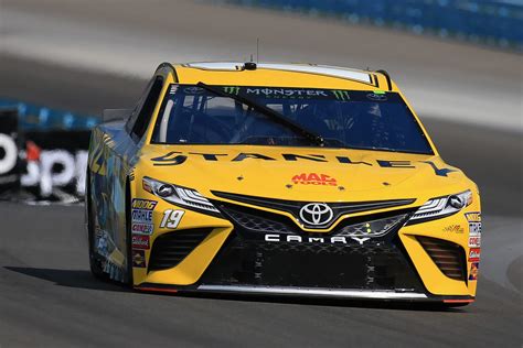 NASCAR: 3 drivers who could sign with Joe Gibbs Racing for 2019