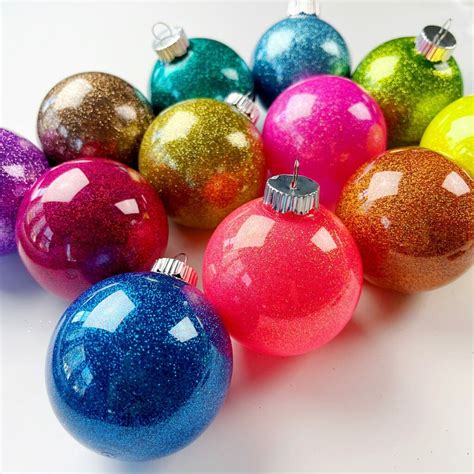 The Best Way to Make Glitter Ornaments