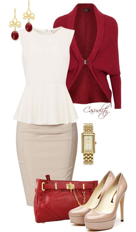 24 Wonderful and Festive Holiday Outfit Ideas - Styles Weekly