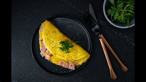 Ham & Cheese Omelet - YouTube