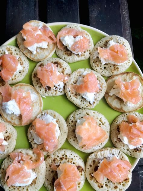 Smoked Salmon Canapés (in 10 minutes or less) - Snippets of Paris | Recipe | French appetizers ...