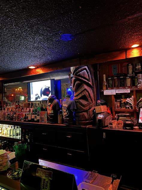 We need to talk about smoking at Frankie’s Tiki Room – The Search for the Ultimate Mai Tai