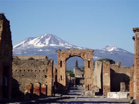 Pompeii ruins