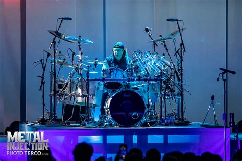 MIKE MANGINI On DREAM THEATER Reuniting With MIKE PORTNOY: "I Understood It"