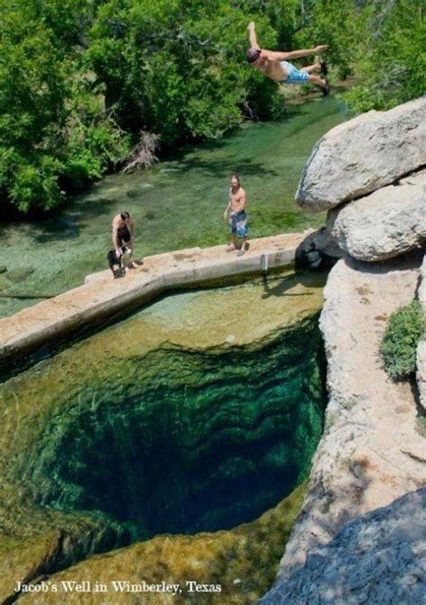 The amazing world: Jacob's Well, Texas, USA