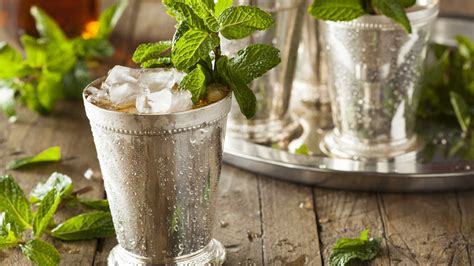 Make this: Churchill Downs' Kentucky Derby Mint Julep | Recipes | Foodism TO