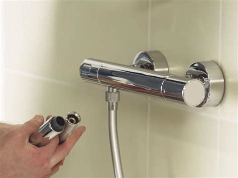 Installation guide - Install a shower bar | GROHE