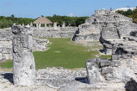 Cheap Mayan Ruins near Cancun's Hotel Zone