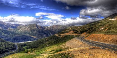 The Continental Divide in Colorado | CDT Hiking Trails and Driving Mountain Passes