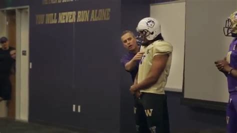 Washington Huskies football team falls for coach’s April Fools’ prank ...