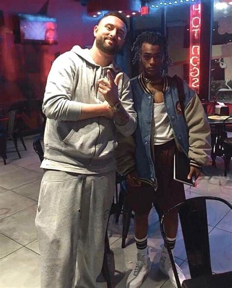 These are the last photos X ever took with a fan. : r/XXXTENTACION