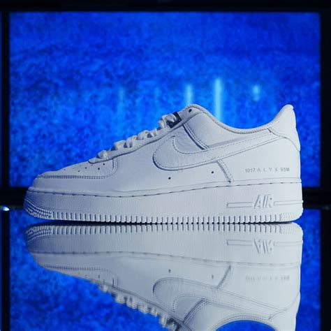 NIKE AIR FORCE 1 SP - NEW DELIVERY – GR8