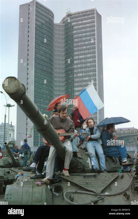 Moscow Coup 1991 High Resolution Stock Photography and Images - Alamy