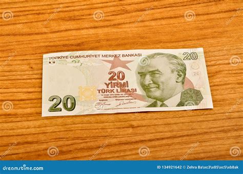 20 Turkish Lira Banknotes Front View Stock Photo - Image of currencies ...