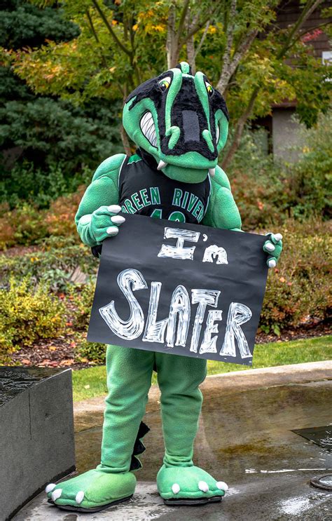 Slater the Gator ready to roam as new mascot at Green River College ...