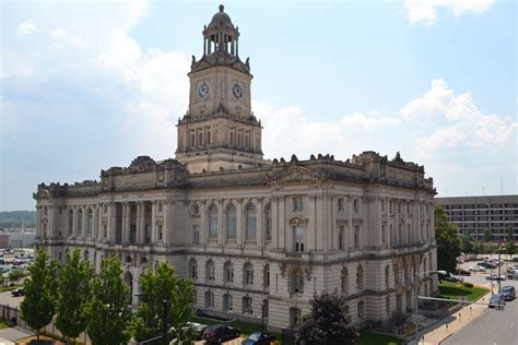 Polk_County_Courthouse_Des_Moines_Iowa | Tom Hockensmith