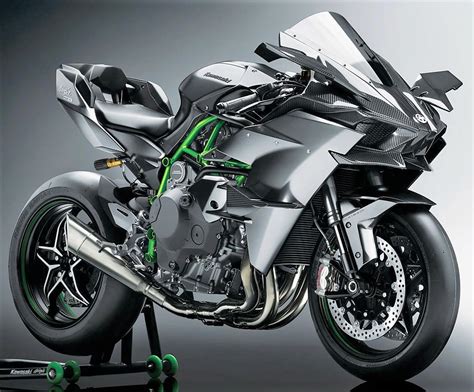 15 Must-Know Facts About the Kawasaki Ninja H2R Hyperbike