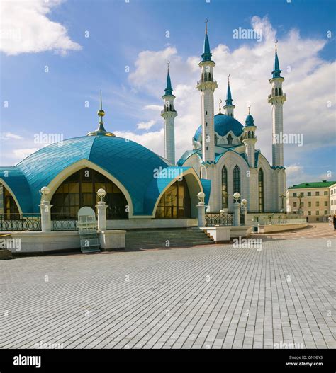 Muslim mosque in Kazan Stock Photo - Alamy