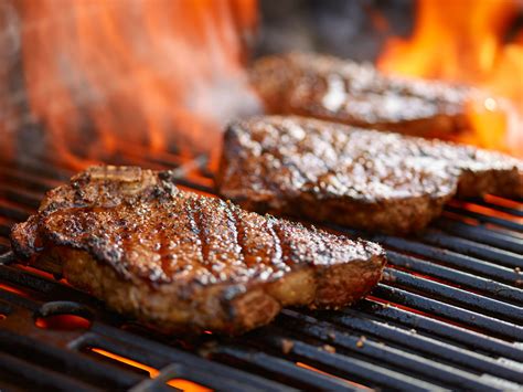 How To Cook A Steak On Gas Grill - Recipes.net